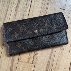 Louis Vuitton Wallet